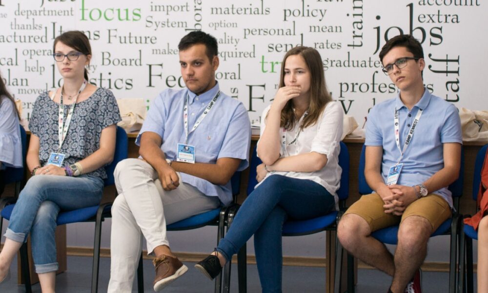 Liceenii români sunt invitați la Camp Kennedy, Ediția a V-a