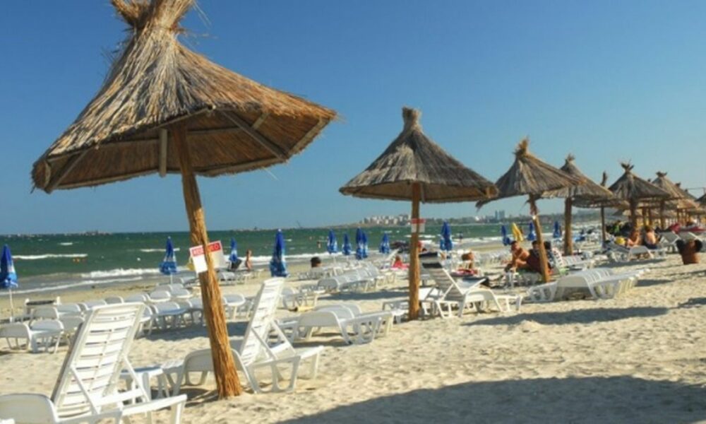 O fi fost mini-vacanță, dar oamenii au fost la mare cu zecile de mii! Câți bani s-au cheltuit
