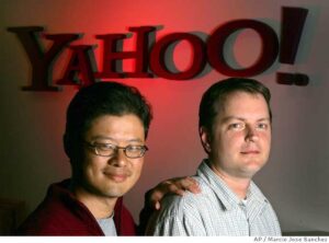 Ați auzit de David Filo și Jerry Yang? Nu? Atunci poate ați auzit de Yahoo!