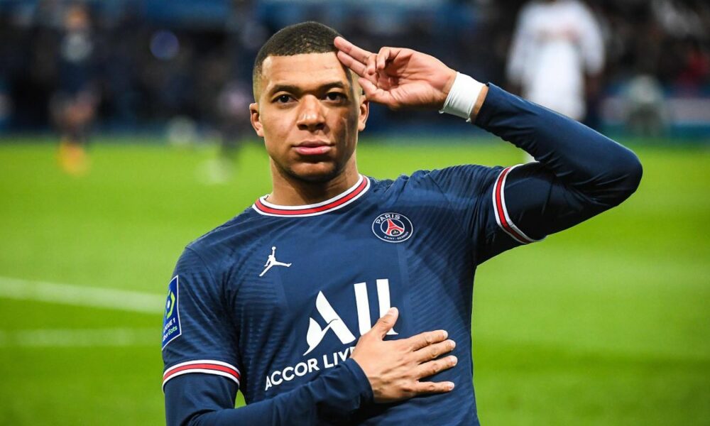 Mbappe, ofertat de PSG şi Real Madrid. Cine l-a ”turnat” pe fotbalist