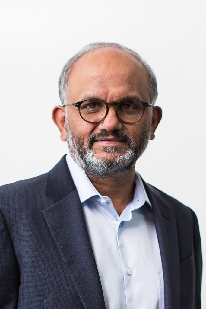 Shantanu Narayen, CEO-ul Adobe, sursă foto Wikipedia