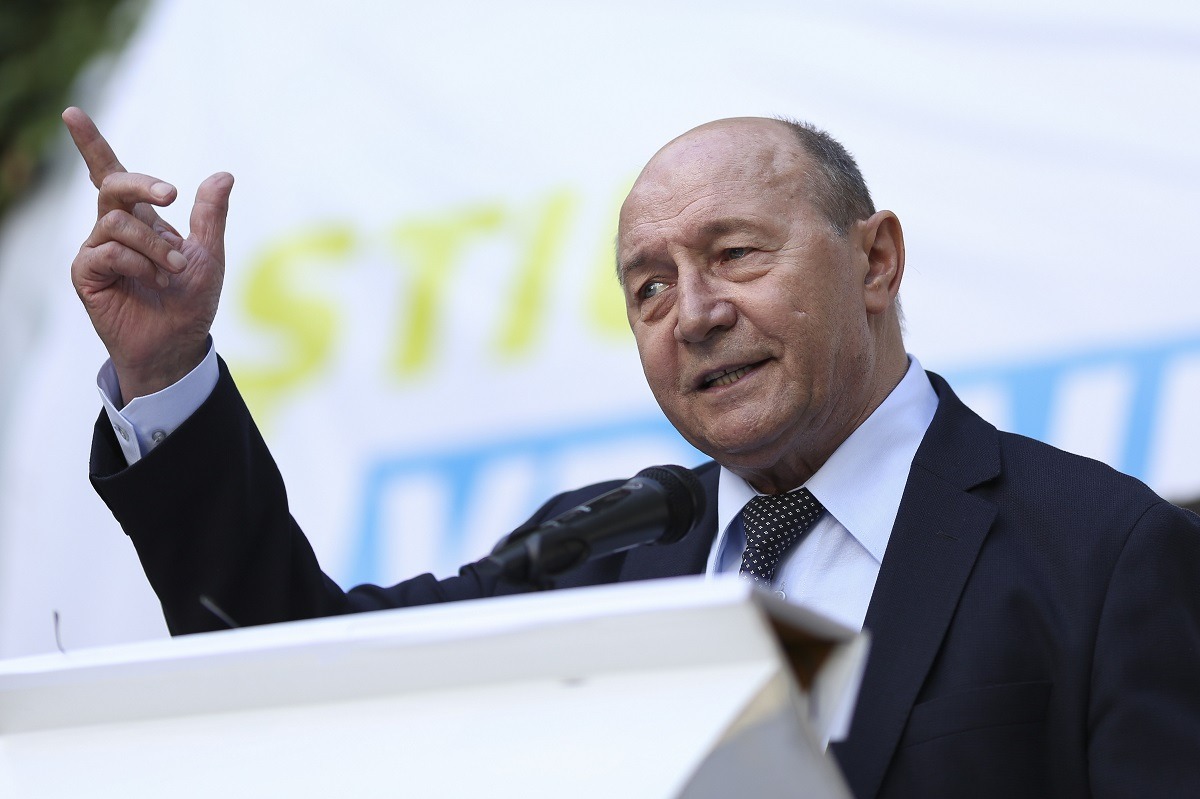 Traian Băsescu- sursa foto - economedia.ro