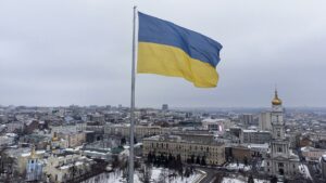 Face pași mici. Ucraina spune că intenționează să reia exporturile de energie electrică