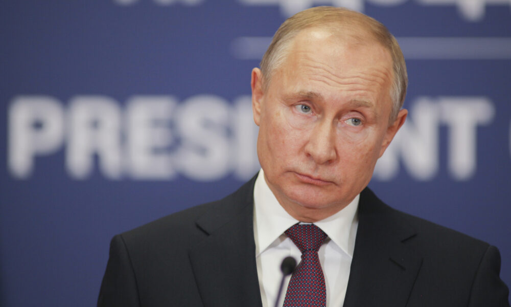 Europa se autodistruge! Vladimir Putin rupe tăcerea