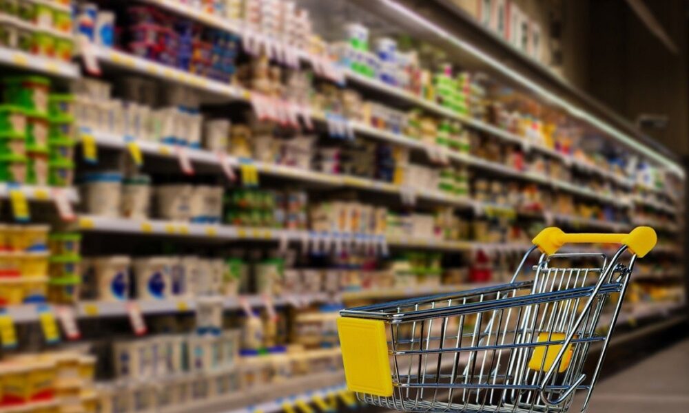 Dispare un mare lanț de hipermarketuri din România. Cine va prelua magazinele