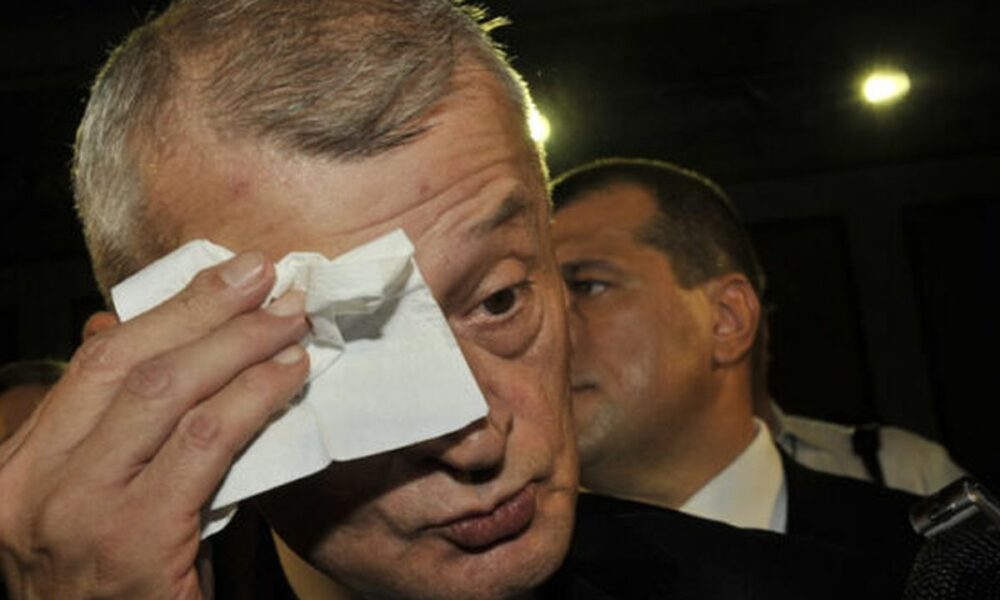 Dacă tăceai, filozof rămâneai! Sorin Oprescu, autodenunț în urma cererii de azil politic în Grecia