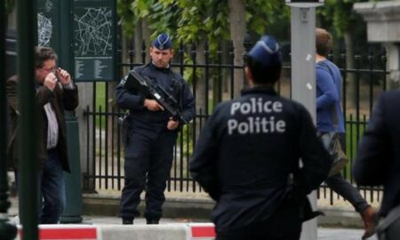 polițiști din Belgia - sursa foto - romanialibera.ro