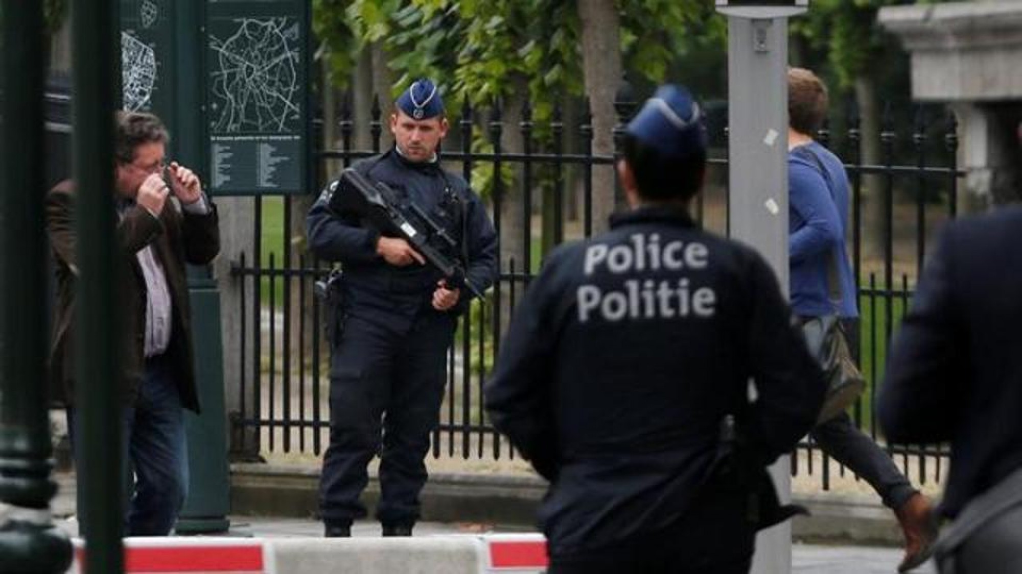 polițiști din Belgia - sursa foto - romanialibera.ro