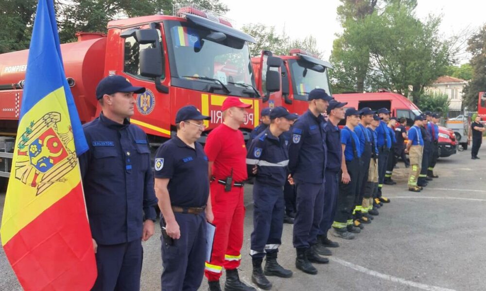 Situații de urgență: Pompierii au stins 65 de incendii în 24 de ore