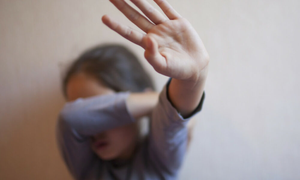 Povești tulburătoare din internatele din SUA! Copii omorâți, înfometați, bătuți sau torturați zilnic