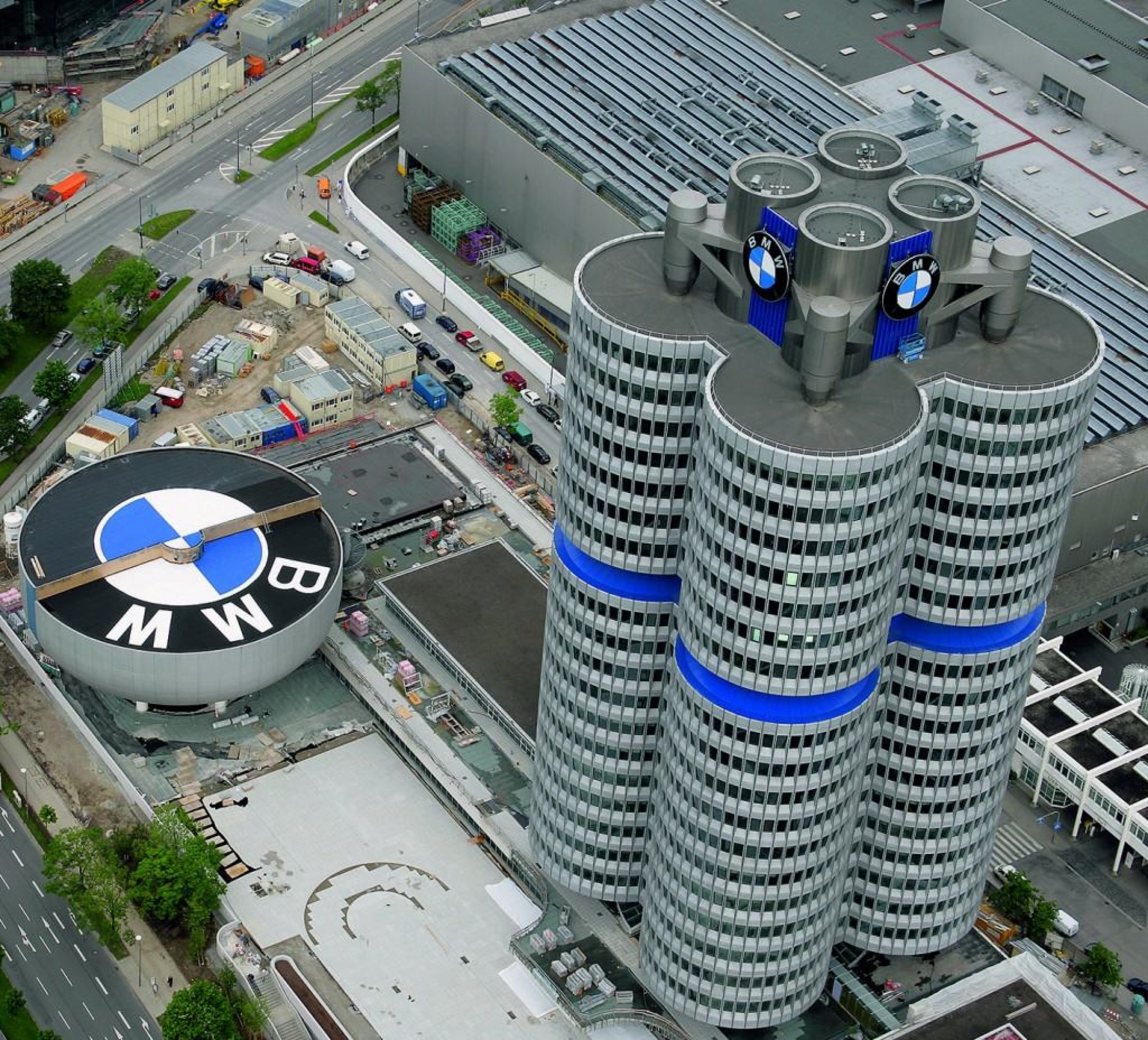 BMW, afectată de stoparea importurilor de gaze rusești. Gigantul grup german declară că industria auto va fi blocată
