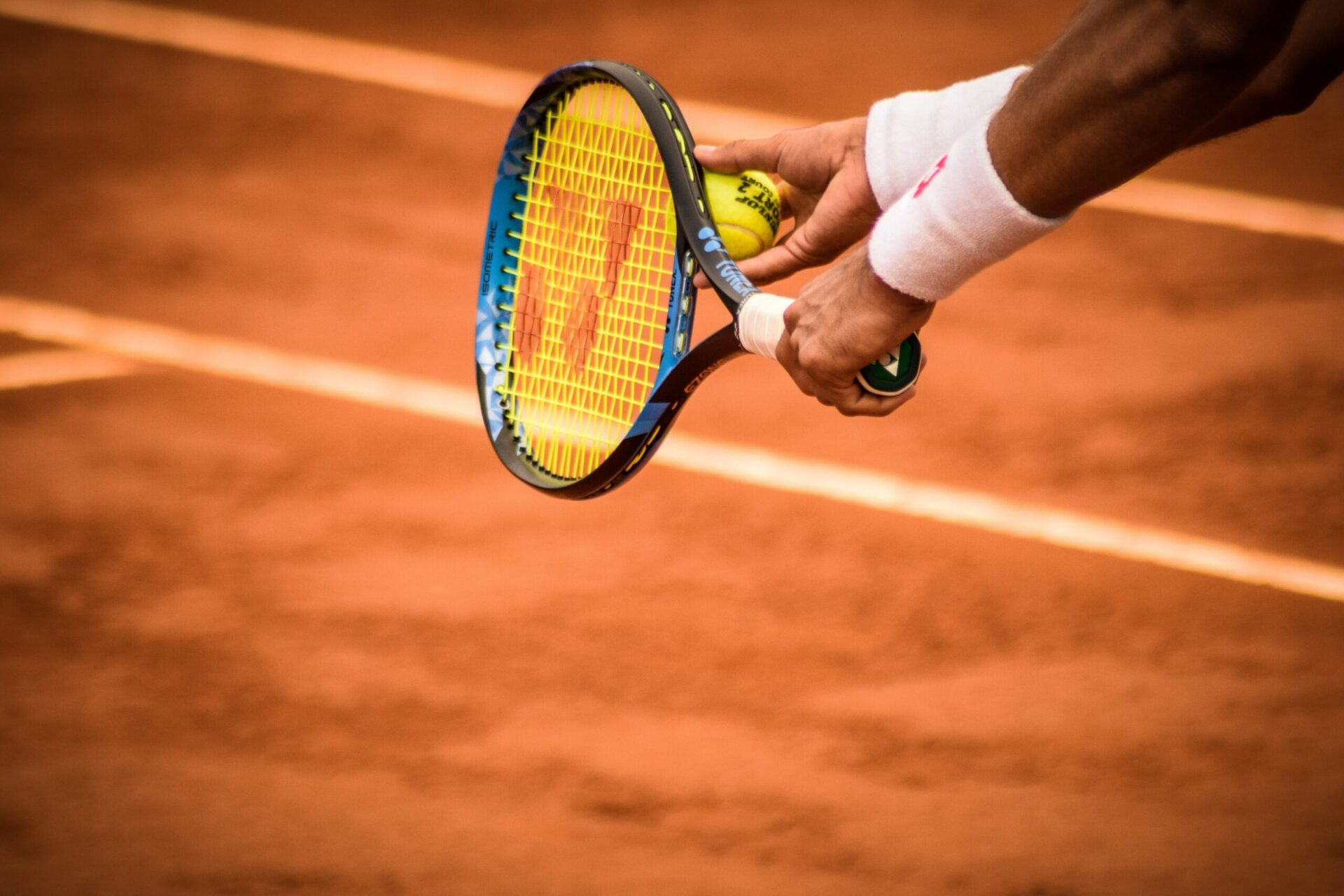 tenis-sursa-foto-unsplash.com