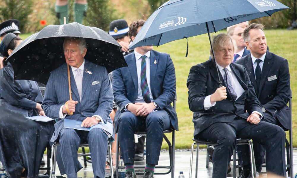 Tensiuni între Boris Johnson și Charles. Prințului i s-a transmis să nu se mai implice în politică