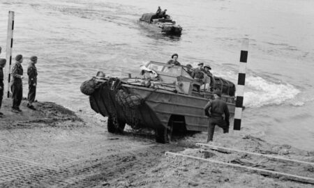 Mașina care merge pe apă, folosită în cel de-al Doilea Război Mondial