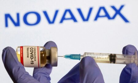 Vrei să scapi de Covid și te-ai vaccinat cu Novavax? Ei bine, te-ai ales cu altă boală!