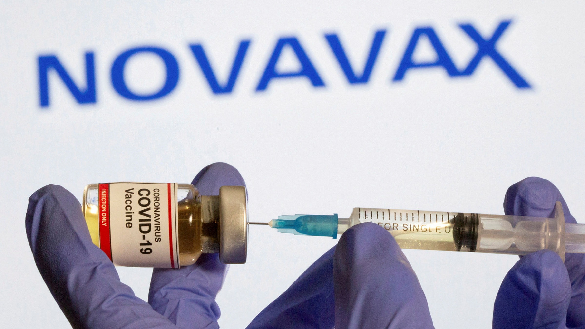 Vrei să scapi de Covid și te-ai vaccinat cu Novavax? Ei bine, te-ai ales cu altă boală!