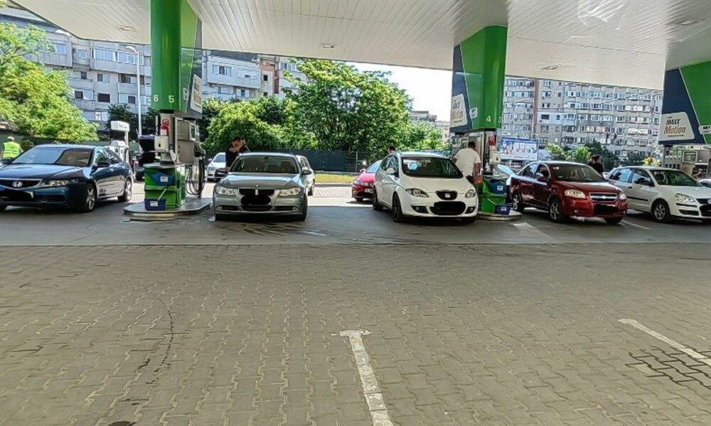 Protest împotriva scumpirilor la carburant. Românii au început să blocheze accesul în benzinării