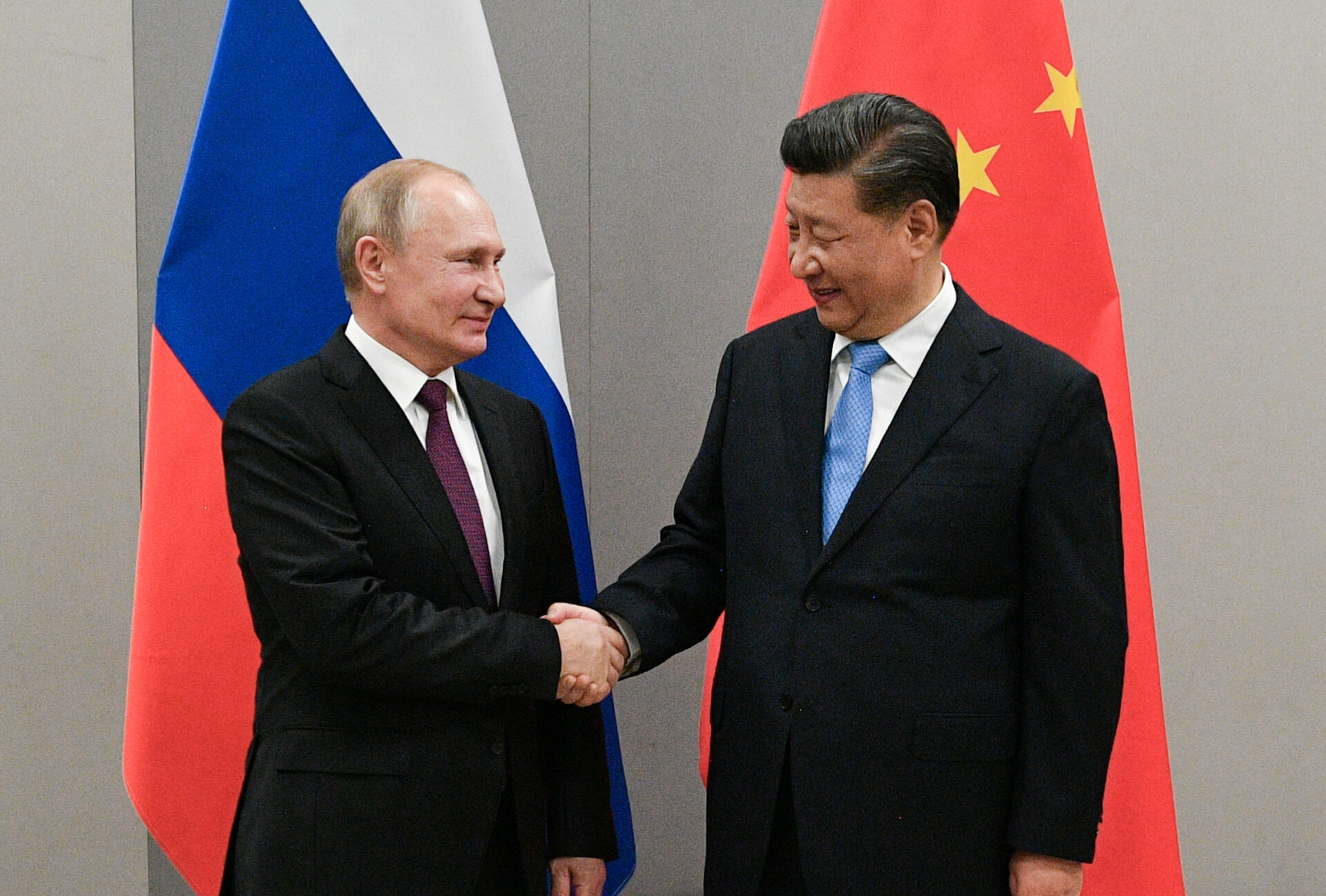 Președintele Rusiei, Vladimir Putin, și președintele Chinei, Xi Jinping