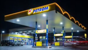 Veste bună pentru șoferi! Carburanții s-au ieftinit. Lista actualizată cu noile prețuri