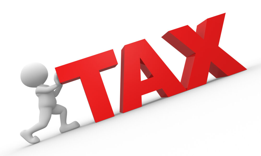 Taxe mai mari pentru români. Pentru ce vor scoate cetățenii mai mulți bani din buzunare