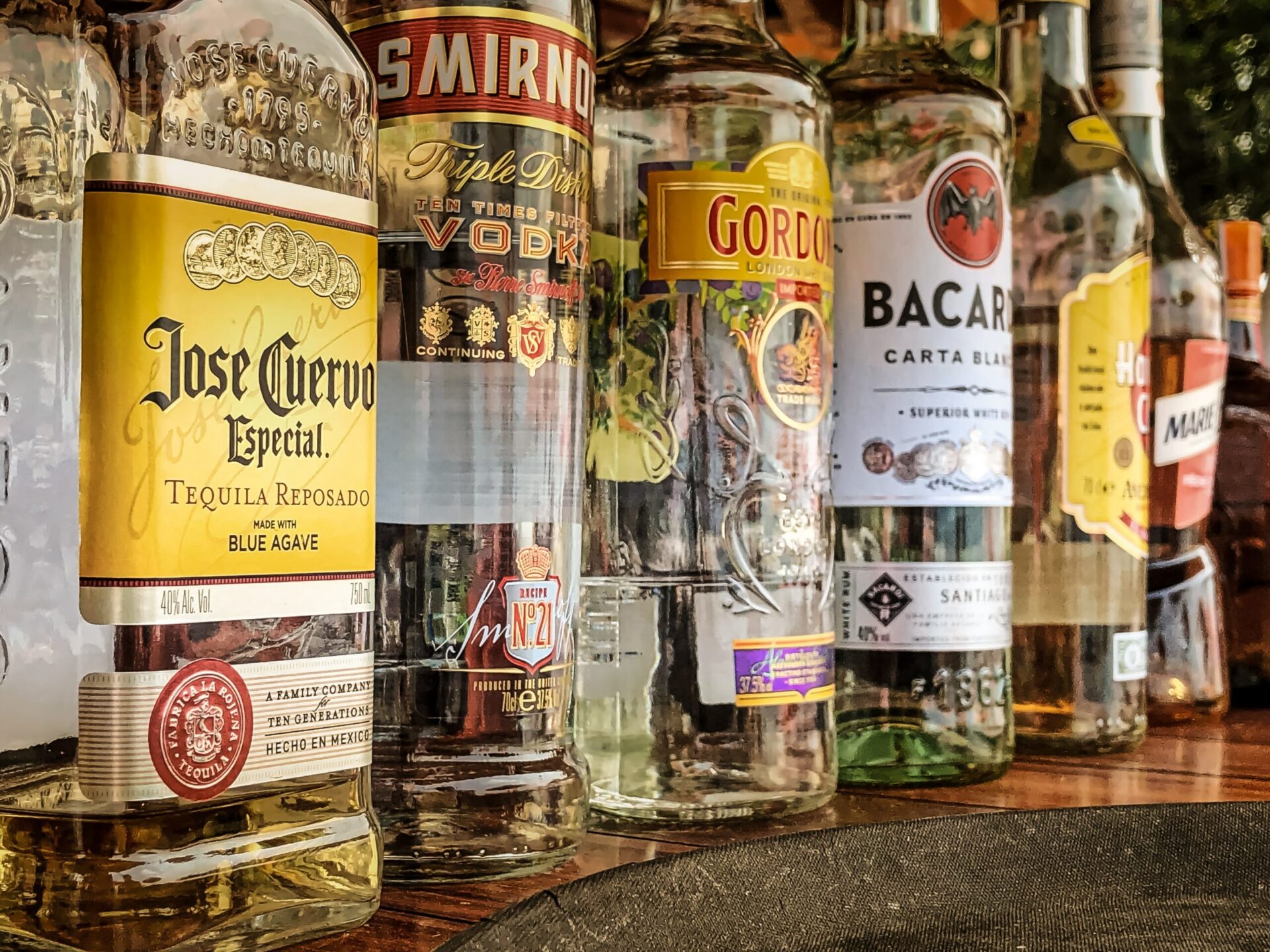 alcool sursă foto unsplash.com