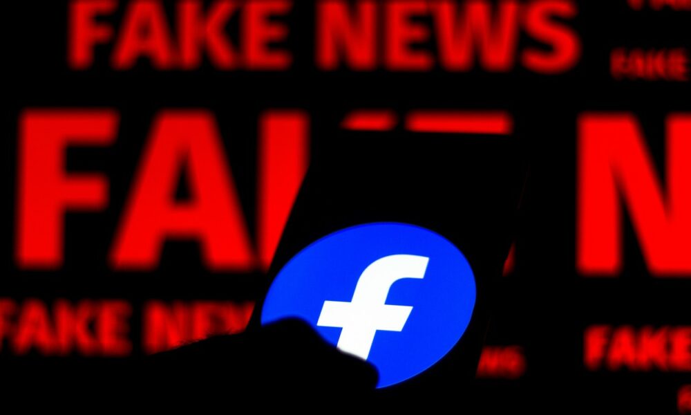 Google, Facebook și Twitter își iau adio de la conturile false! Ce măsură a fost luată și care este valoarea sancțiunii
