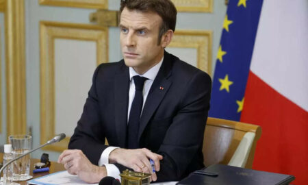 emmanuel macron sursa economictimes.indiatimes.com