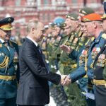 vladimir putin si armata