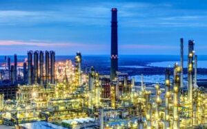 România rămâne fără petrolul pentru rafinăria de la Năvodari! Rusia mai taie o conductă