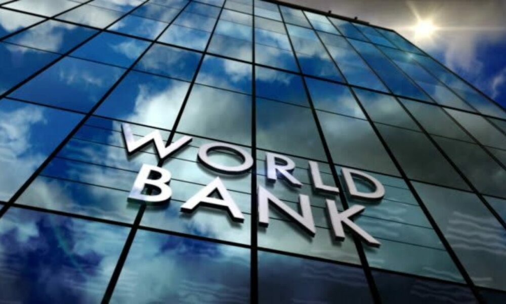 Împrumut de 600 de milioane de euro pentru dezvoltarea economiei verzi! Acordul dintre Banca Mondială și România