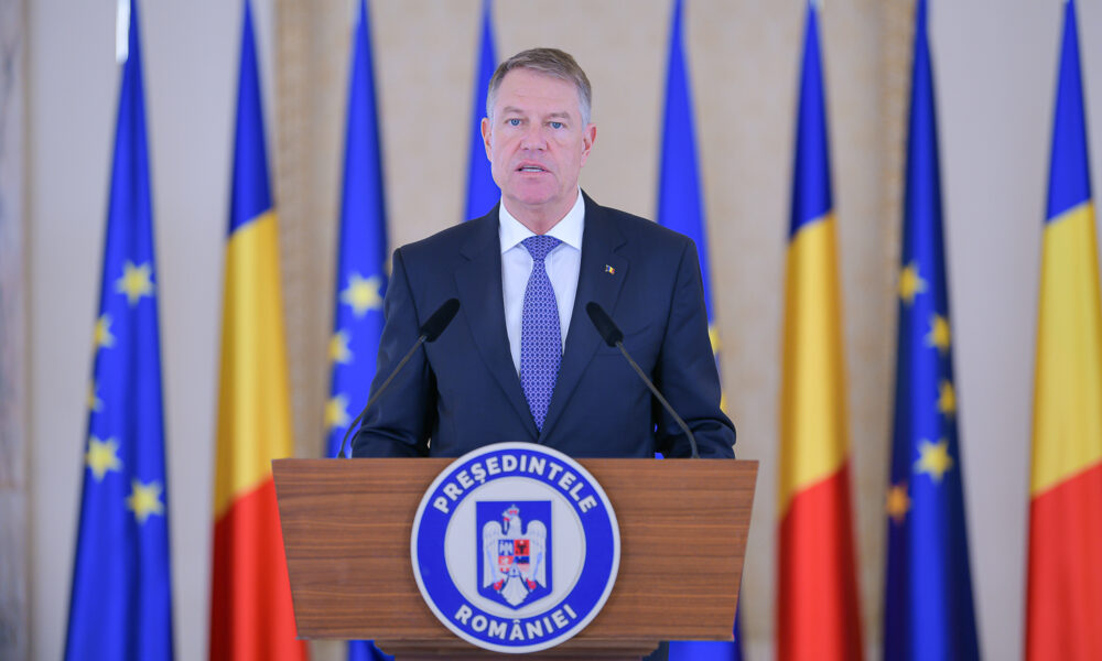 Klaus Iohannis: Creștem bugetul de apărare la 2,5% din PIB în 2023. Ziua Armatei Române, fără un lider la conducerea ministerului