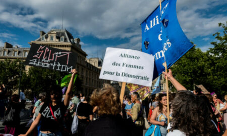 Proteste pentru avort în Franța - sursa foto - agora.md