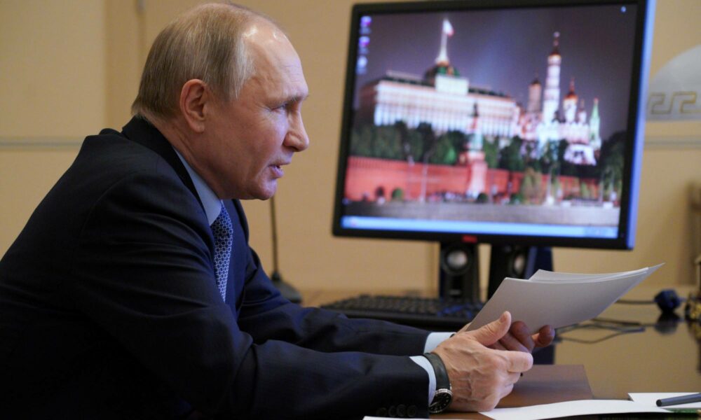 Pe Putin îl bate… tehnologia. Va putea depăși Rusia problemele declanșate de sancțiuni?