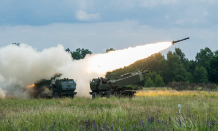 Rachete HIMARS la un exercițiu militar din Polonia, sursă The Defense Post