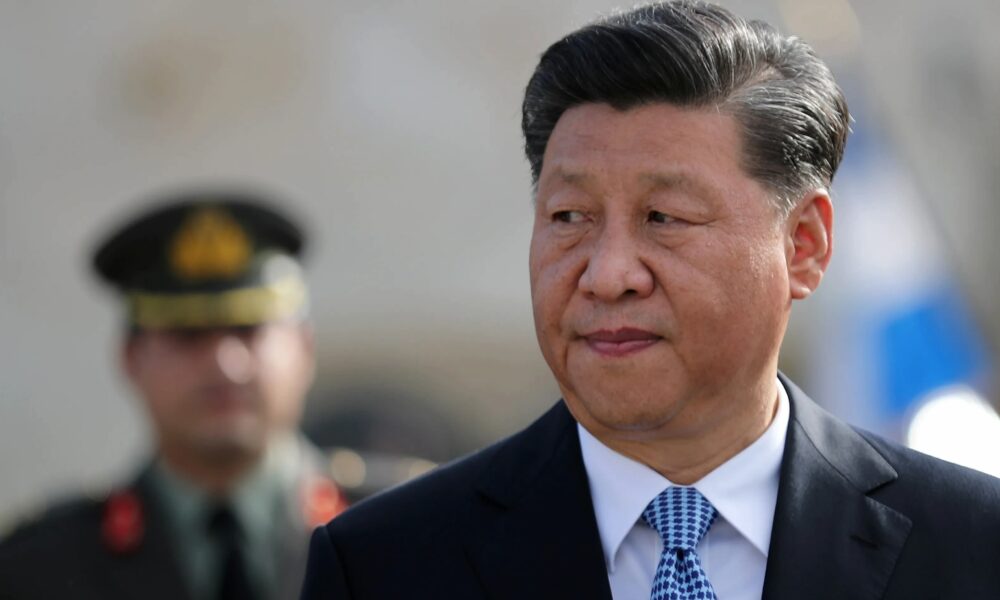 Șeful serviciilor de informații americane: Modul în care evoluează protestele din China este „important pentru poziția lui Xi”