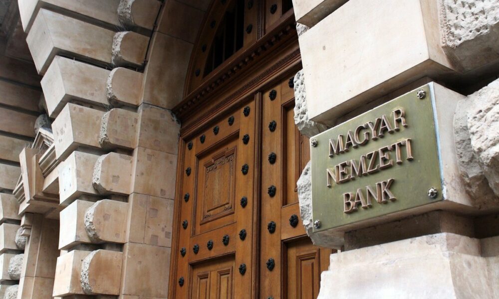 Banca Națională a Ungariei, gest extrem! Dobânda pentru împrumuturi a ajuns la o valoare de două cifre