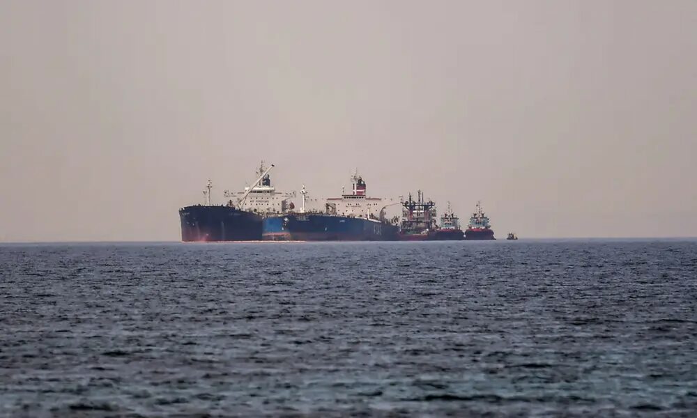 Rusia descarcă o încărcătură de petrol într-un port egiptean! Navele cu țiței ale Kremlinului își acoperă tot mai mult urmele