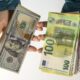 Euro și Dolari - sursa foto - economie.hotnews.ro