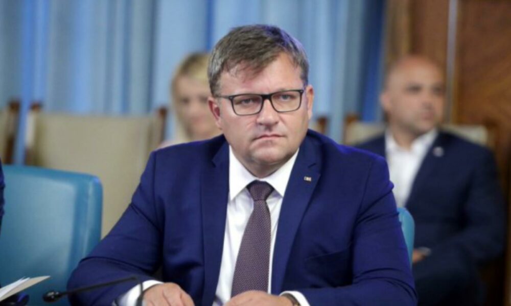 Lista completă a majorărilor de venituri din 2023! Vești bune despre pensii și salarii din partea ministrului Marius Budăi