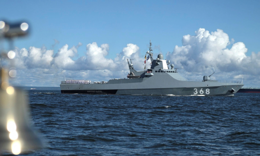  Incident în portul Sevastopol: Flota rusă a mai pierdut o navă importantă