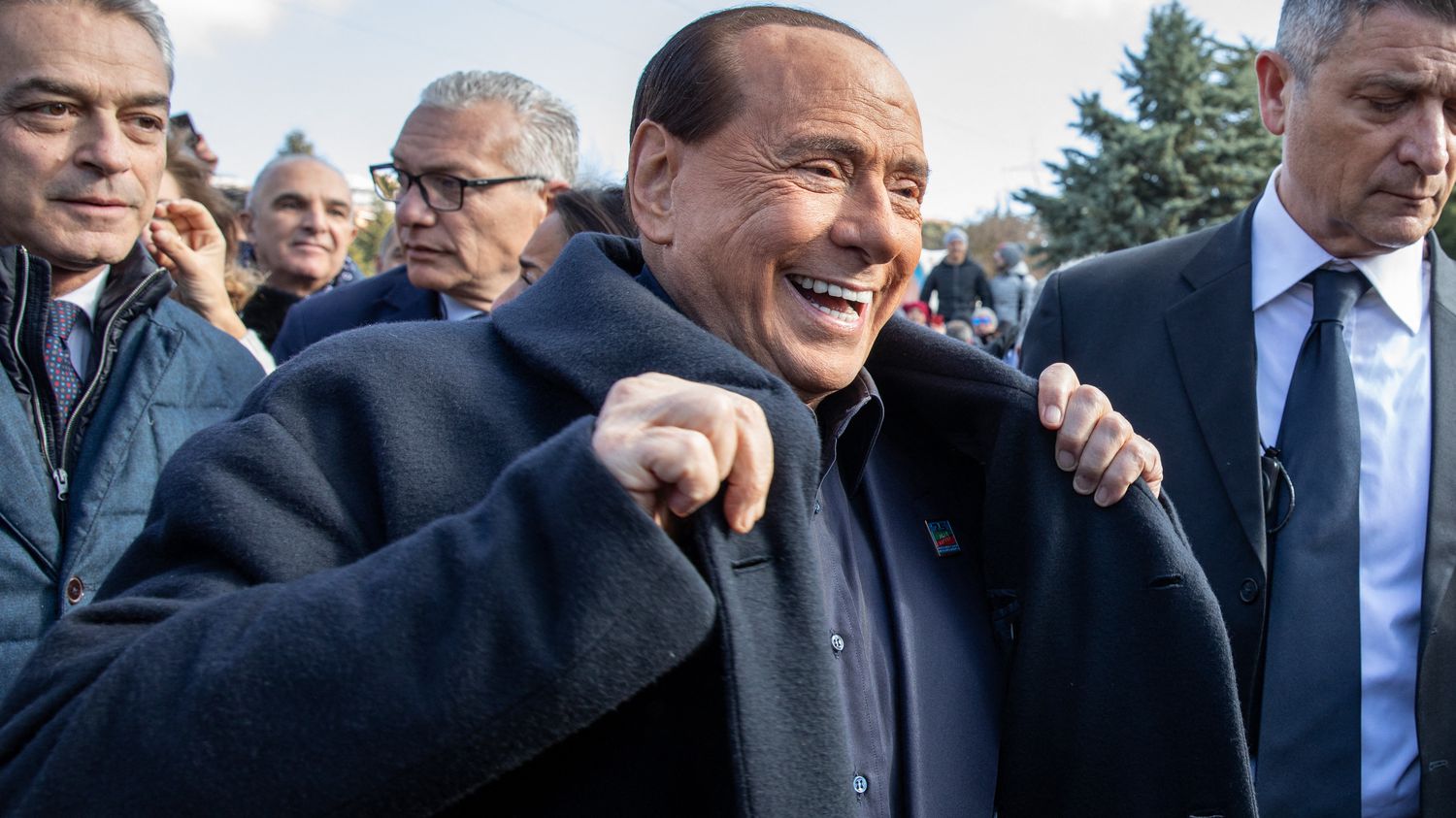 Silvio Berlusconi se întoarce! Fostul premier plănuiește să candideze pentru Senatul Italiei