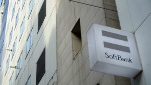 Soft Bank s-a retras de la Uber. Gigantul japonez a înregistrat pierderi de miliarde de dolari