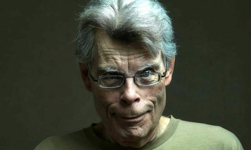 Stephen King chemat în fața Justiției americane! Scriitorul este implicat în procesul împotriva fuziunii dintre două edituri de carte