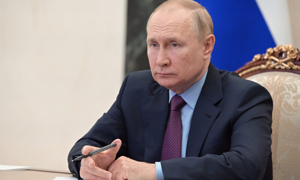Putin nu va participa la funeraliile reginei Elisabeta a II-a. Mesajul transmis de la Kremlin