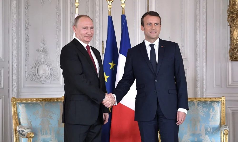 Adio dialog între Macron și Putin! Rusia a trecut Franța pe lista neagră