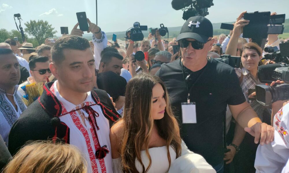 Cum a făcut rost George Simion de un milion de euro. Banii au fost investiți în Caravana AUR