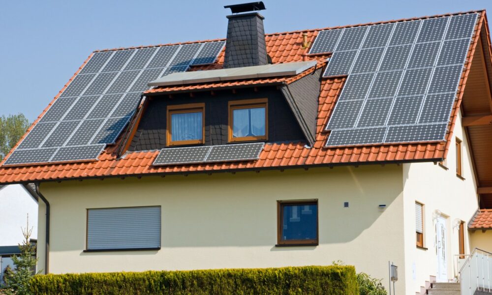 Tot ce trebuie să știi despre Programul Casa Verde Fotovoltaice. Documente și înscriere