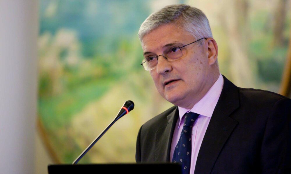Răsturnare de situație privind gaura din buget. Daniel Dăianu: „Anumite cheltuieli nu pot fi eliminate”
