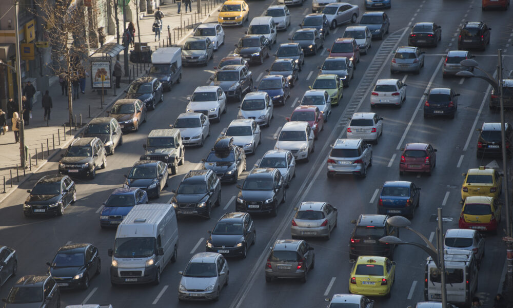 Noi locuri de parcare în București. Stelian Bujduveanu: „Tarif preferențial pentru riverani”
