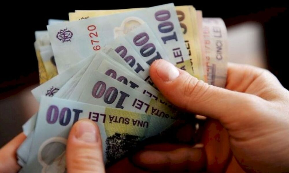 Când cresc salariile bugetarilor?